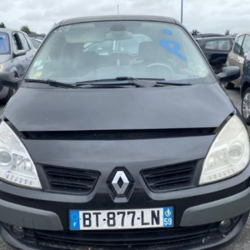 Feu arriere stop central RENAULT SCENIC 2 Photo n°4