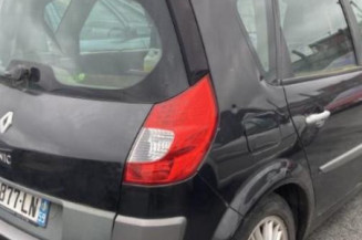 Feu arriere stop central RENAULT SCENIC 2