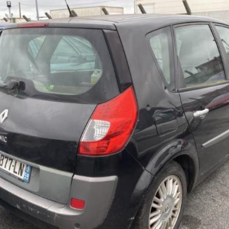 Feu arriere stop central RENAULT SCENIC 2 Photo n°5