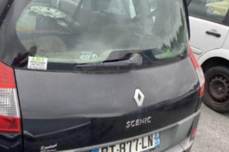 Feu arriere stop central RENAULT SCENIC 2