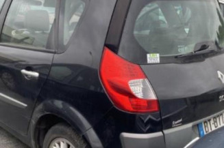 Feu arriere stop central RENAULT SCENIC 2