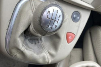 Feu arriere stop central RENAULT SCENIC 2