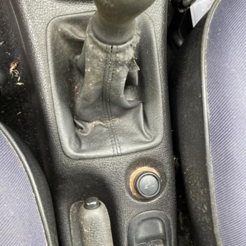 Serrure arriere droit PEUGEOT 206 Photo n°19