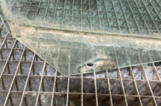 Vitre avant droit PEUGEOT 206