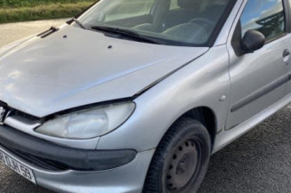 Vitre avant droit PEUGEOT 206