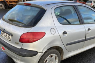Vitre avant droit PEUGEOT 206