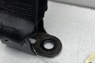 Attache ceinture arriere droit PEUGEOT 208 1