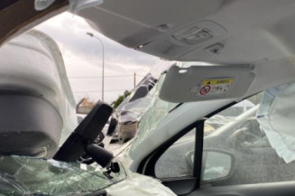 Boite a gants PEUGEOT 208 1