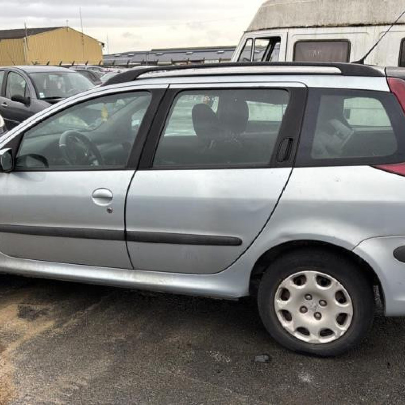 Serrure arriere droit PEUGEOT 206 Photo n°9