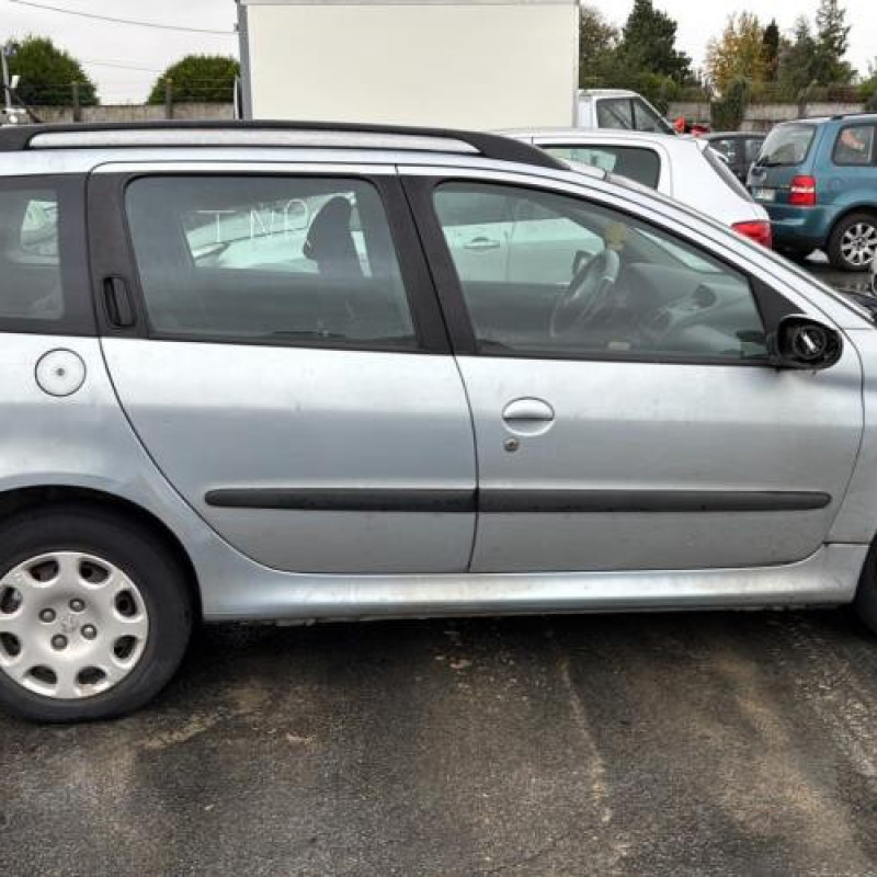 Serrure arriere droit PEUGEOT 206 Photo n°10