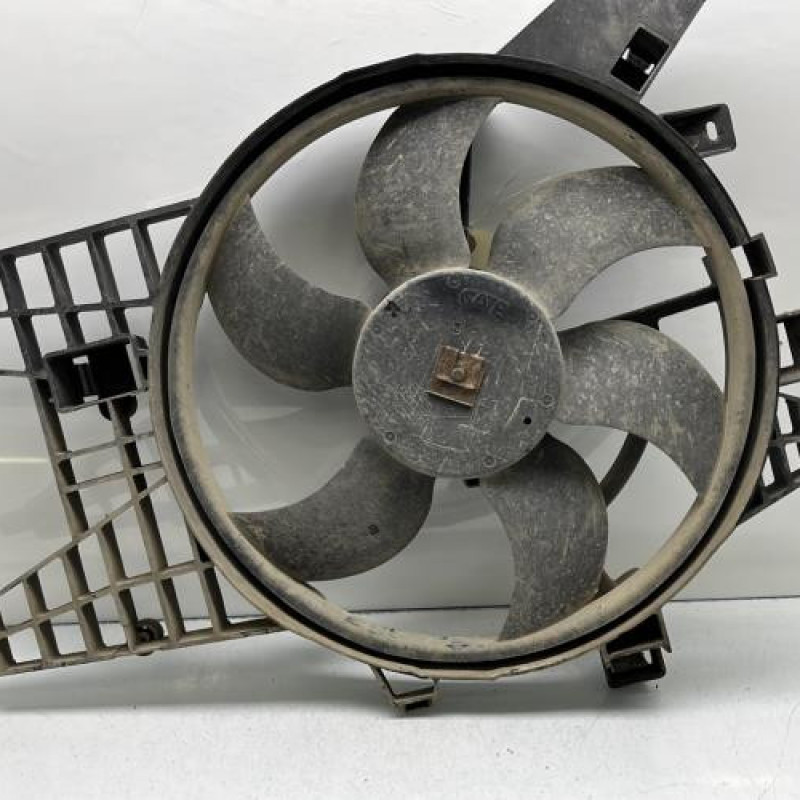Moto ventilateur radiateur RENAULT KANGOO 2 Photo n°6