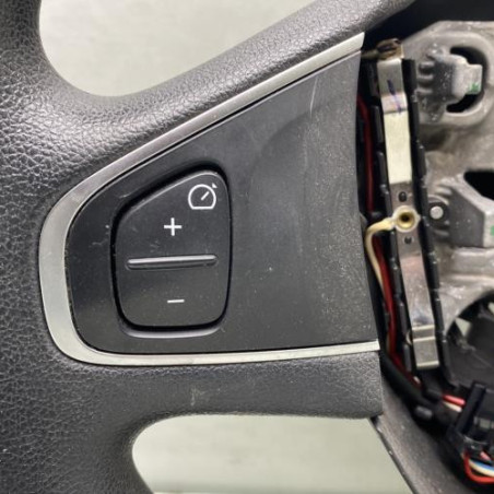 Volant RENAULT CLIO 4