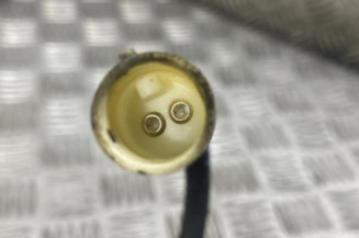Pivot de moyeu avant gauche RENAULT CLIO 2