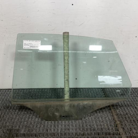 Vitre arriere gauche SEAT CORDOBA 2 Photo n°1
