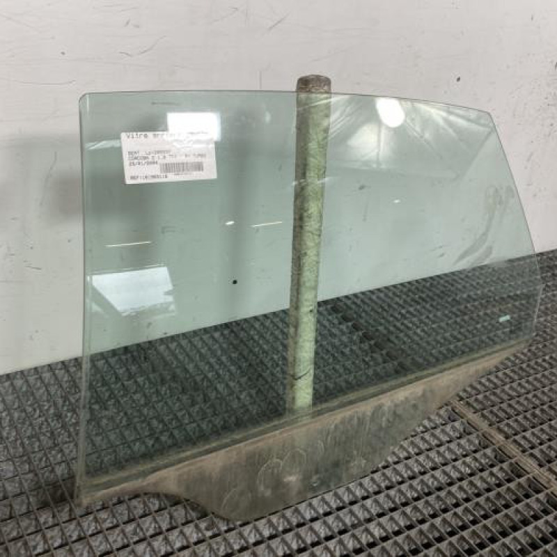 Vitre arriere gauche SEAT CORDOBA 2 Photo n°3