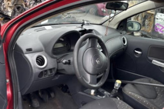 Fermeture de capot CITROEN C2