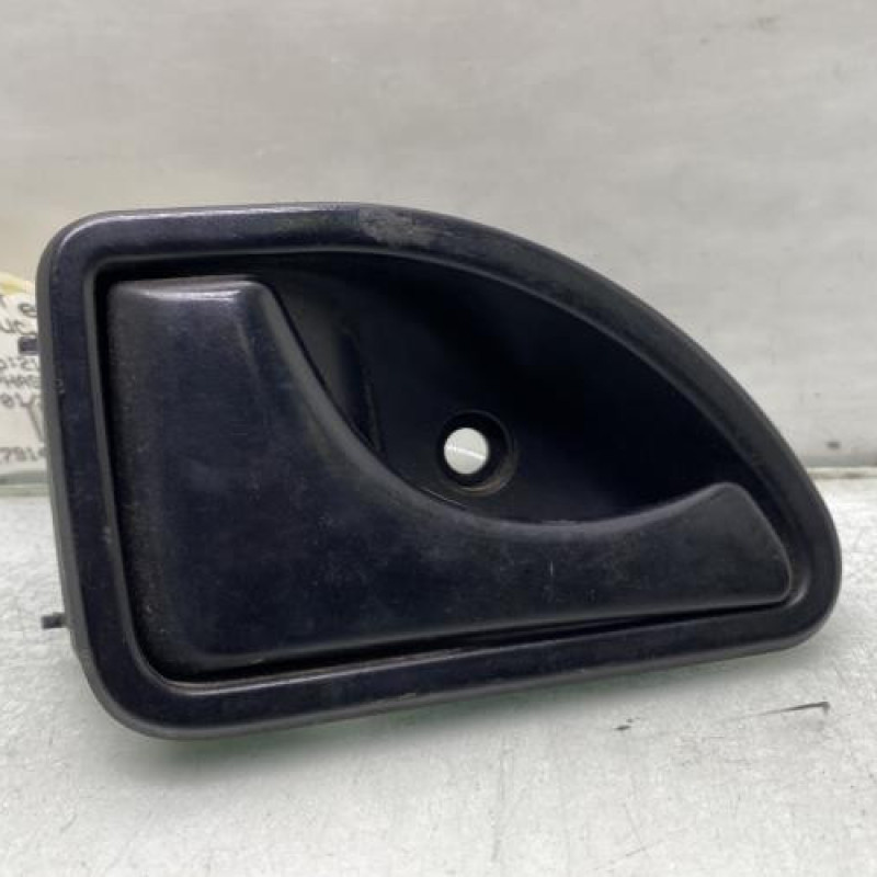 Poignee interieur avant gauche RENAULT KANGOO 1 Photo n°1
