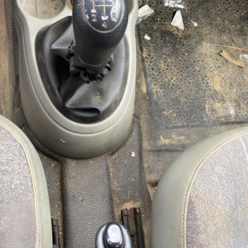 Poignee interieur avant gauche RENAULT KANGOO 1 Photo n°15