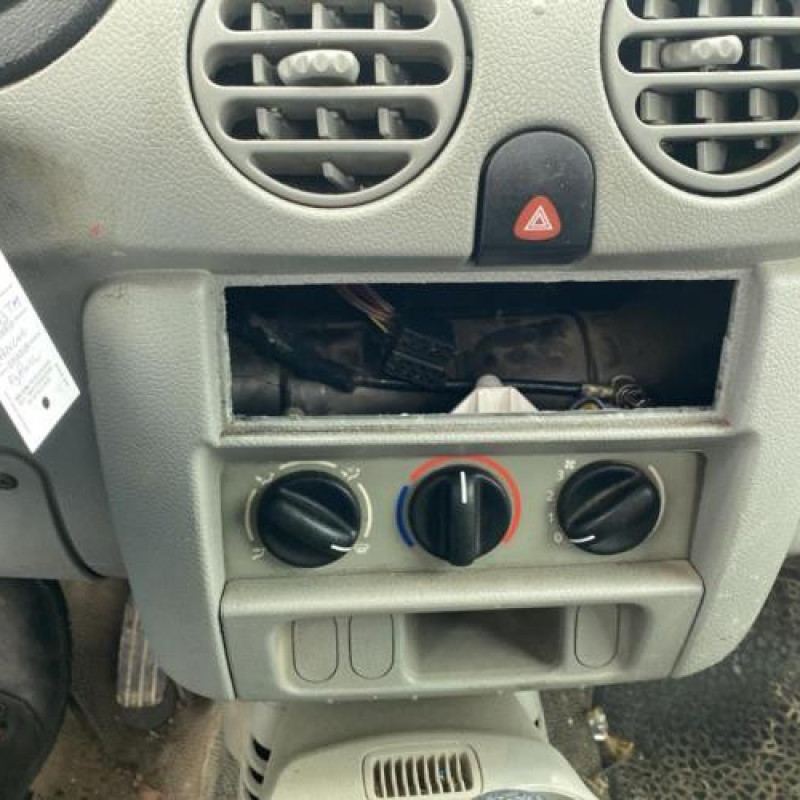 Poignee interieur avant gauche RENAULT KANGOO 1 Photo n°20