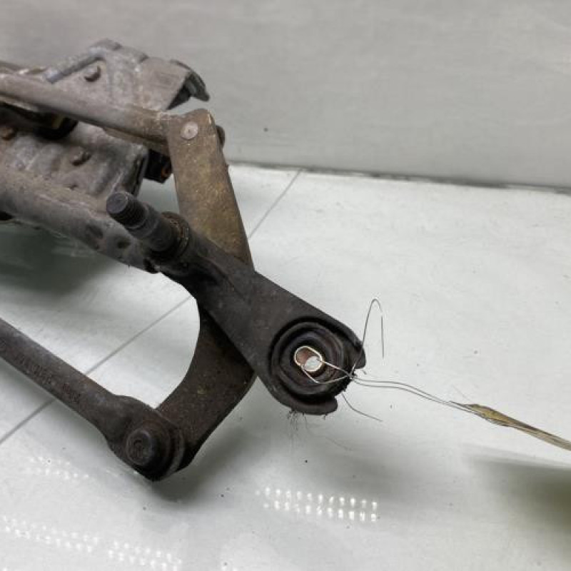 Moteur essuie glace avant RENAULT GRAND SCENIC 2 Photo n°2