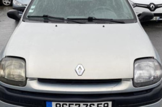 Optique avant principal droit (feux)(phare) RENAULT CLIO 2