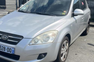 Face avant KIA CEE-D 1