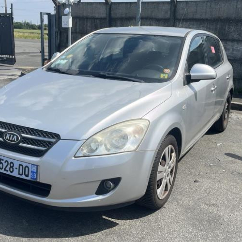 Face avant KIA CEE-D 1 Photo n°18