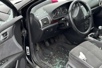 Serrure avant droit PEUGEOT 407