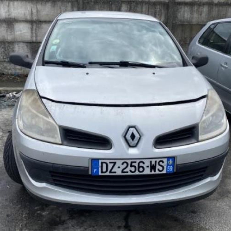 Charniere de capot RENAULT CLIO 3 Photo n°20