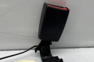 Attache ceinture arriere gauche OPEL CORSA E Photo n°1