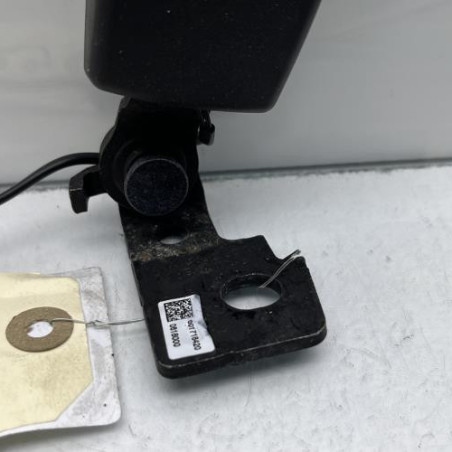 Attache ceinture arriere gauche OPEL CORSA E