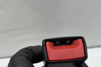 Attache ceinture arriere gauche OPEL CORSA E