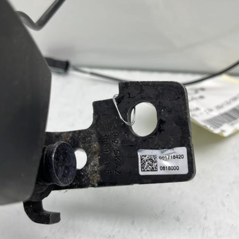 Attache ceinture arriere gauche OPEL CORSA E Photo n°7