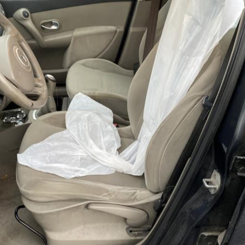 Boitier air bag RENAULT CLIO 3 Photo n°16