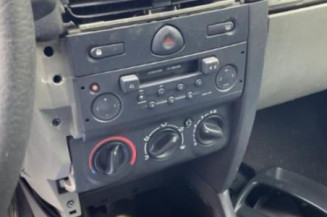 Bouton de warning RENAULT CLIO 2