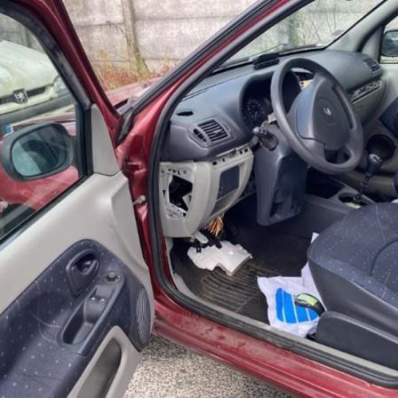 Bouton de warning RENAULT CLIO 2 Photo n°9