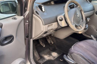 Pivot de moyeu avant gauche RENAULT SCENIC 2