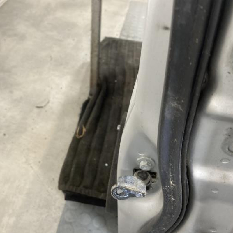 Porte avant gauche HONDA CIVIC 8 Photo n°5