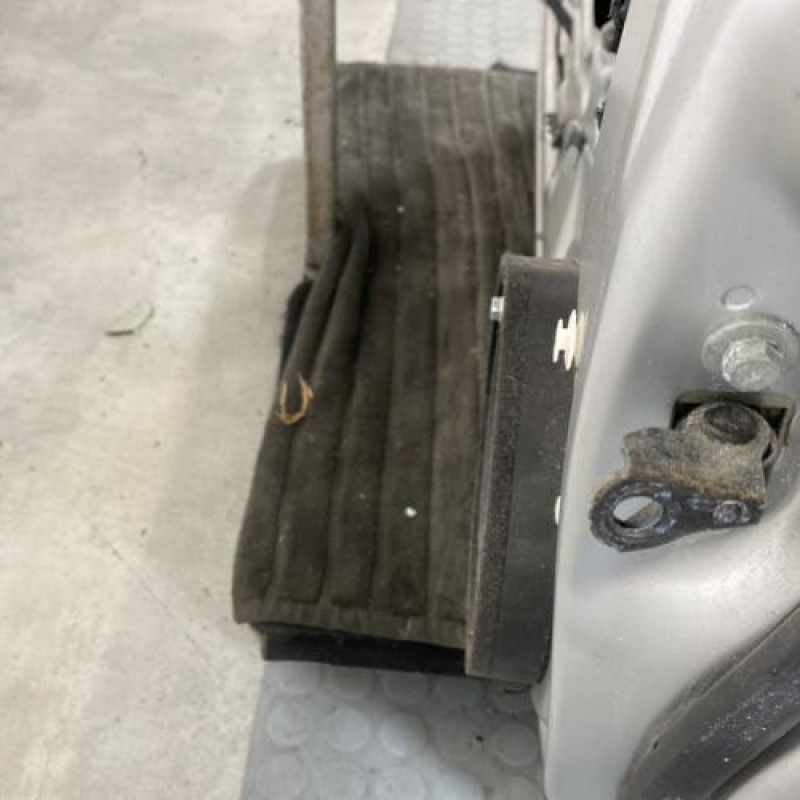 Porte avant gauche HONDA CIVIC 8 Photo n°6