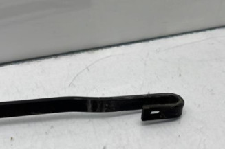 Bras essuie glace avant droit PEUGEOT 205