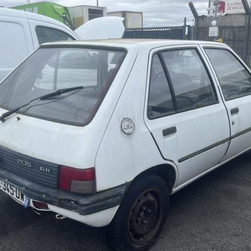 Bras essuie glace avant droit PEUGEOT 205 Photo n°9