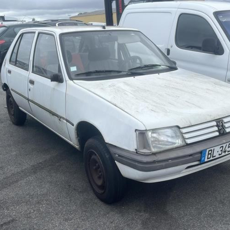 Bras essuie glace avant droit PEUGEOT 205 Photo n°14