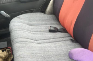 Bras essuie glace avant droit PEUGEOT 205