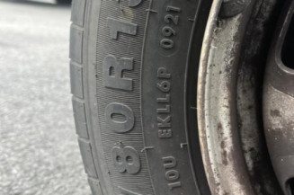 Bras essuie glace avant droit PEUGEOT 205