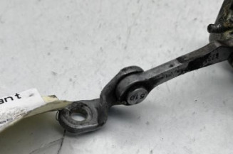 Arret de porte avant gauche PEUGEOT 206