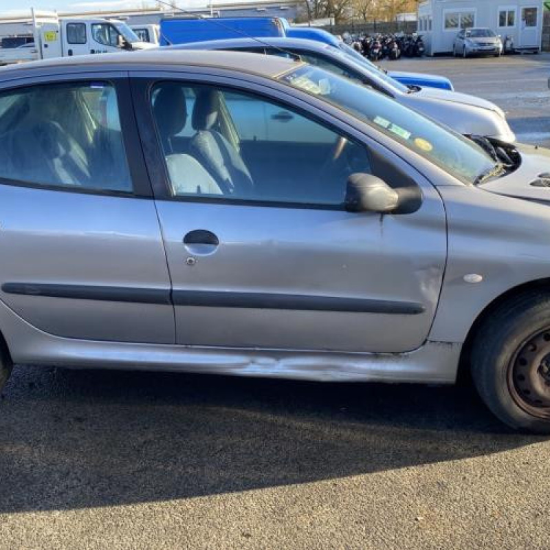 Boitier air bag PEUGEOT 206 Photo n°11