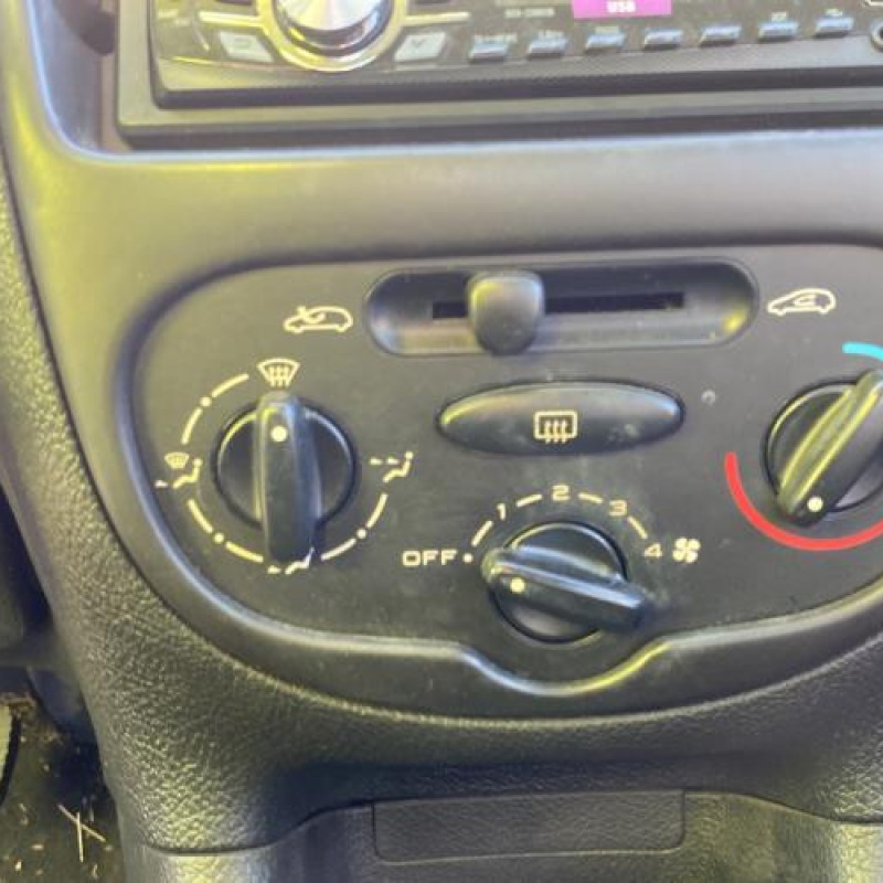 Boitier air bag PEUGEOT 206 Photo n°19