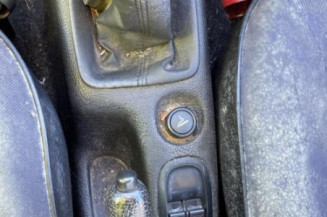 Boitier air bag PEUGEOT 206