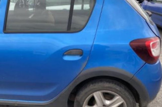 Feu arriere stop central DACIA SANDERO 2