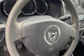 Feu arriere stop central DACIA SANDERO 2